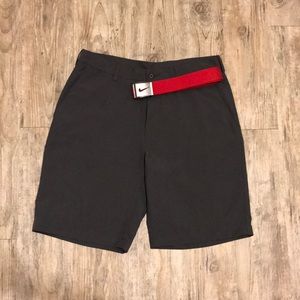 Men’s golf shorts